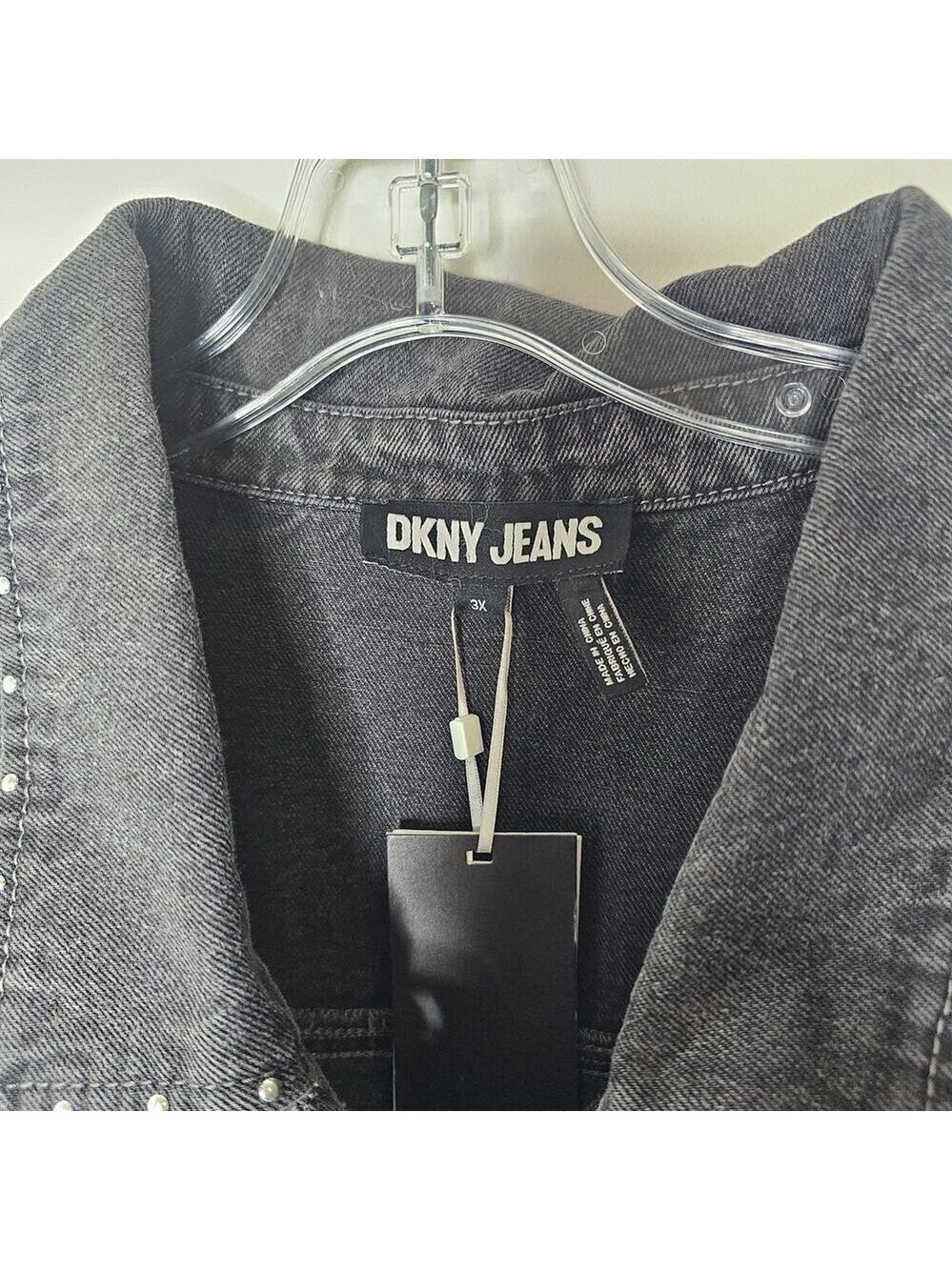 DKNY Women's Gray Studded Denim Jacket Size 3X - Picture 7 of 8